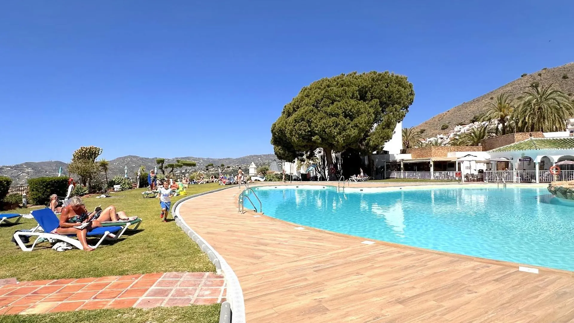 Apartamento Hibiscos 72 Deluxe By Casasol Nerja 0*,